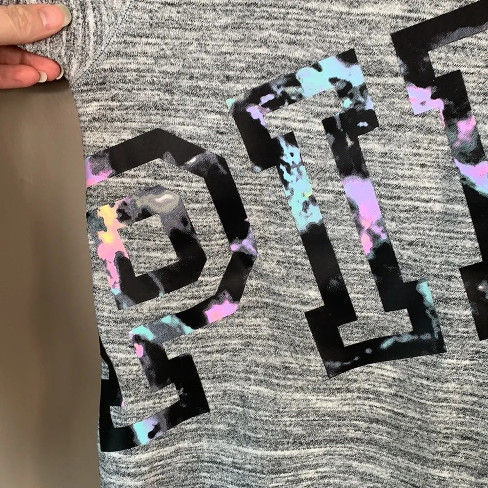 PINK Victoria’s Secret gray logo sweatshirt xs - Picture 4 of 5